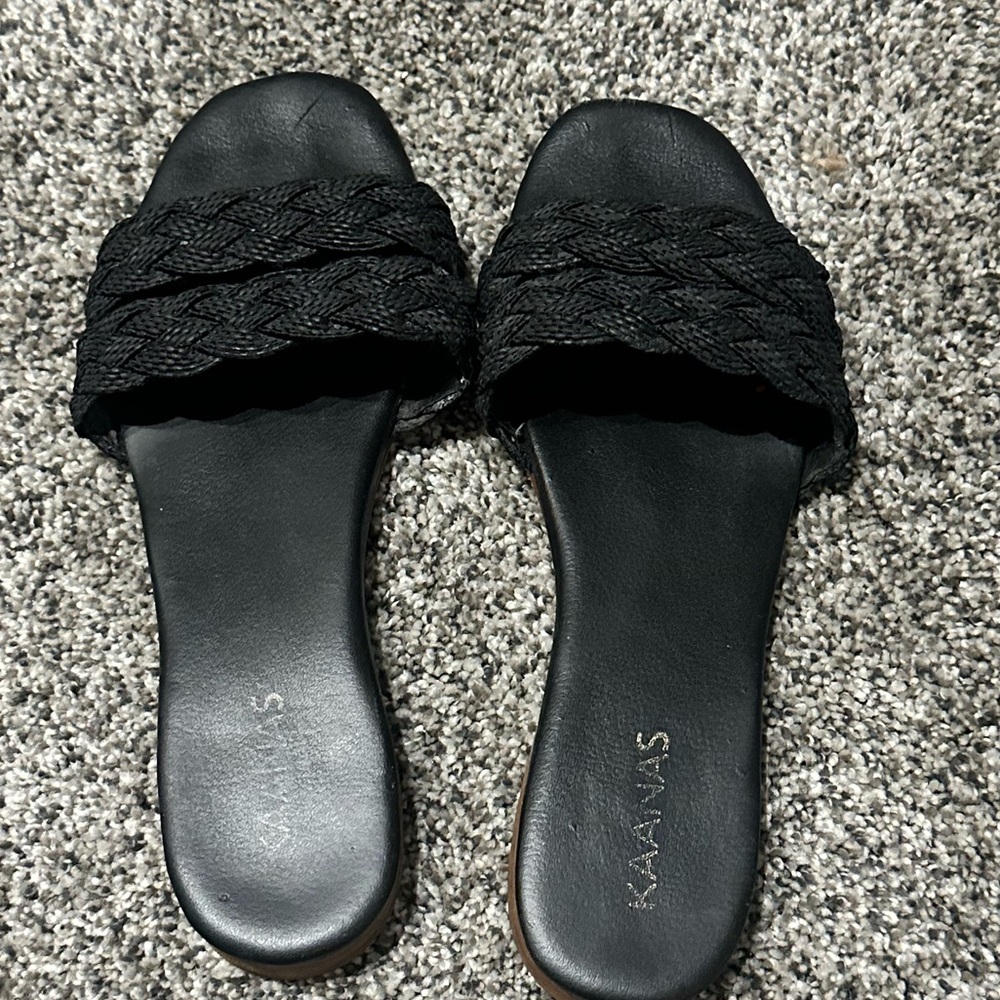Kaanas Black Sandals 8